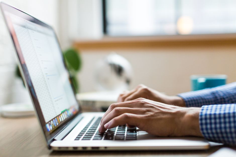 How to Use AI to Reply to Emails Politely but Fast